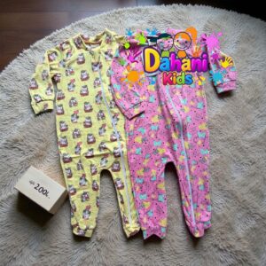 Macacão Bebê Manga Longa com Pé - Estampas Divertidas (Unicórnio Amarelo)