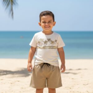 Conjunto Infantil Menino Praia Palm Trees - Camiseta Off-White + Short Bege